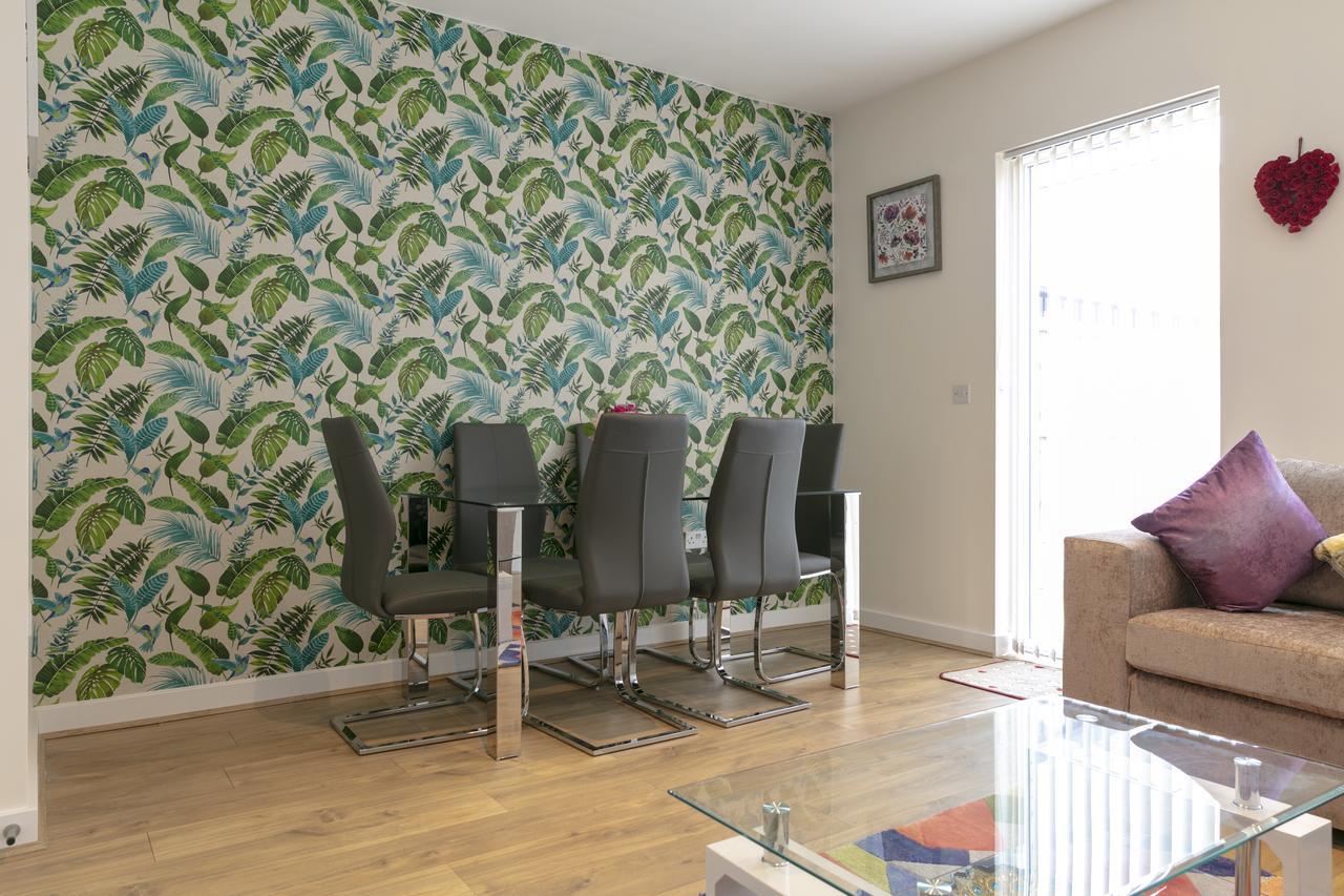 Modern & Exquisite Trumpington Townhouse With Parking & 5 Mins To Papworth Hospital CBG Esterno foto