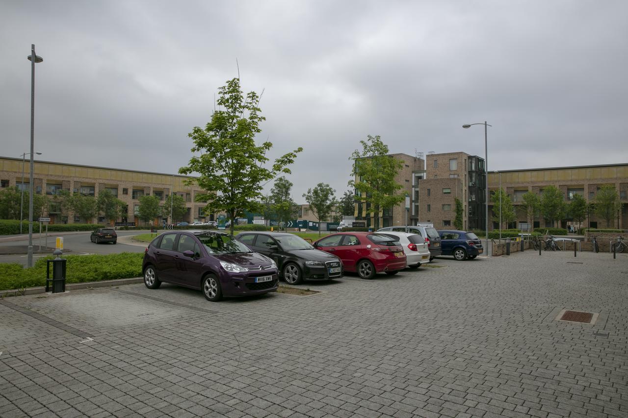 Modern & Exquisite Trumpington Townhouse With Parking & 5 Mins To Papworth Hospital CBG Esterno foto
